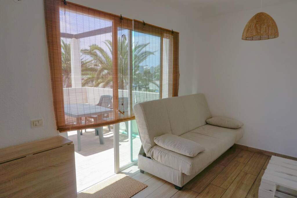 Appartement Apartamento Recien Reformado En Centro A Tres Minutos De La Playa à Corralejo Extérieur photo